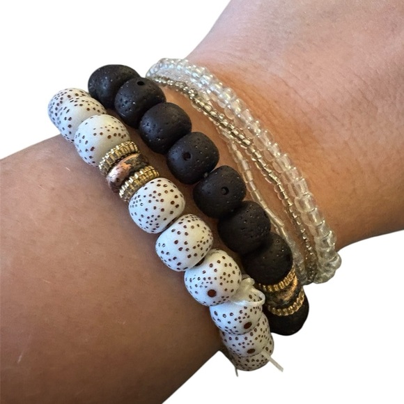 Set of five beaded stacking. Bracelets - Picture 4 of 4